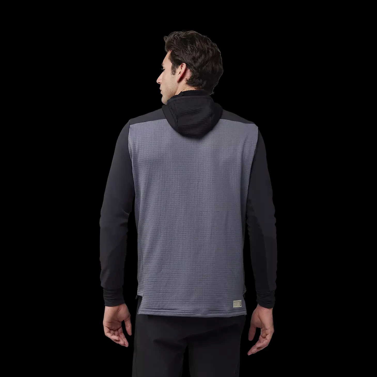 defend_thermal_hoodie_3-1.webp Defend Thermal Hoodie
