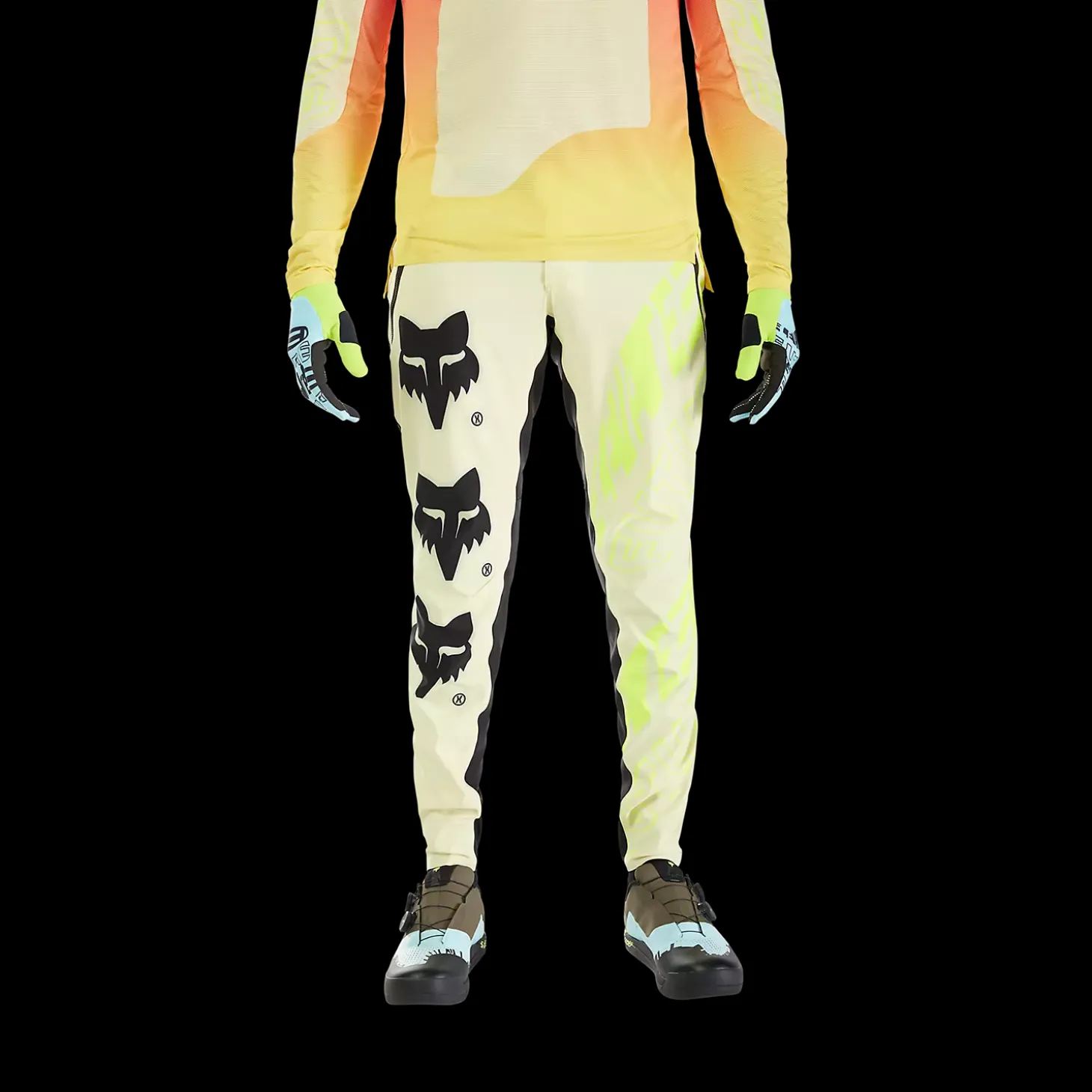 flexair_elevated_pants_2.webp Flexair Elevated Pants