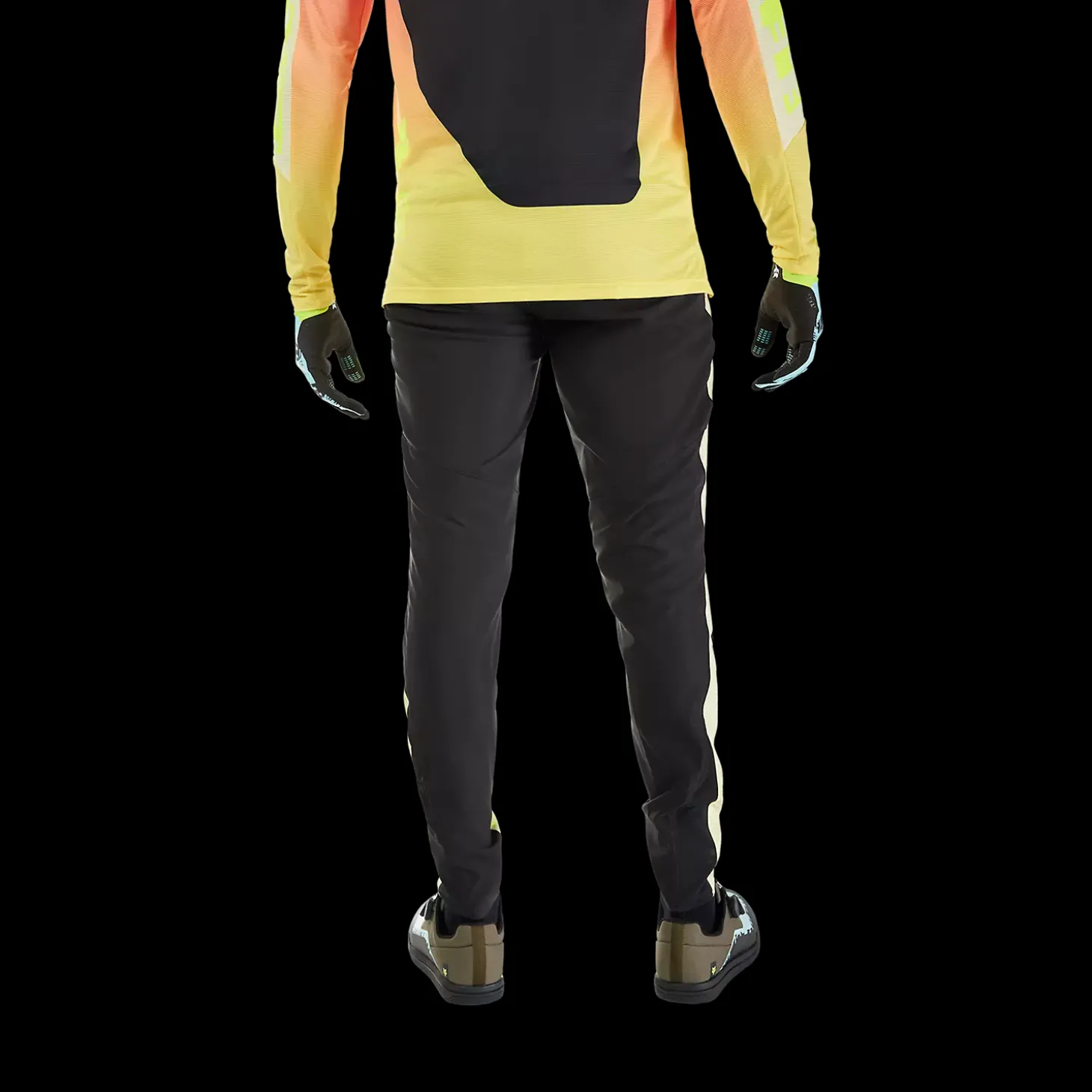 flexair_elevated_pants_3.webp Flexair Elevated Pants